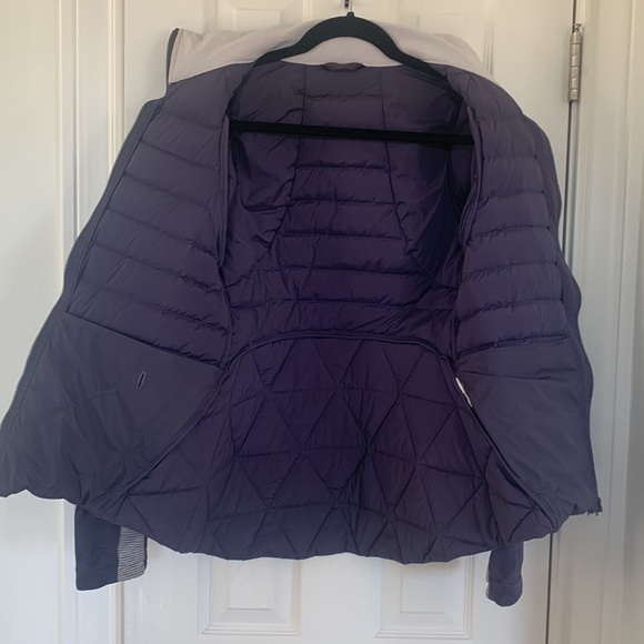 Lululemon Puff Jacket, Size 8 - Picture 9 of 15